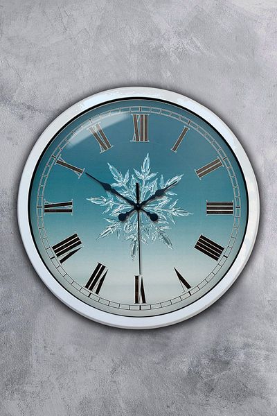Kasva Concept 40 cm White Metal Snowflake Wall Clock