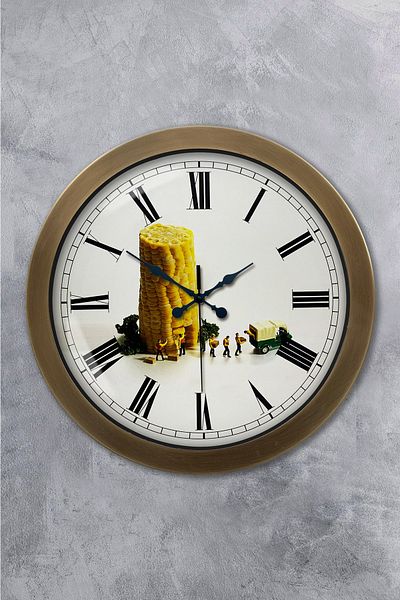 Kasva Concept Gift 36 cm Antique Metal Corn Wall Clock