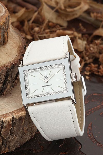 Q&Q Women's Wristwatch 3a1869