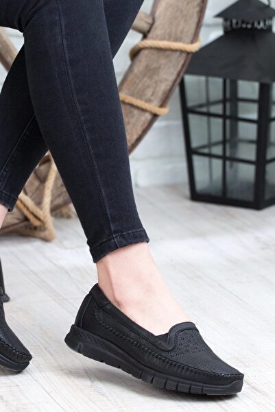 Forelli Жіночі повсякденні туфлі з натуральної шкіри чорного кольору 3073