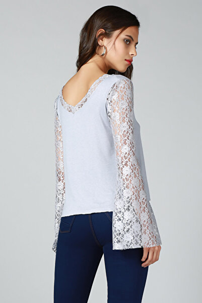 Quincey Γυναικεία μπλούζα σε γκρι V λαιμόκοψη BD2247