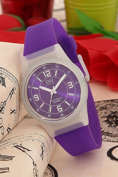 Q&Q Women's Wristwatch 3P392