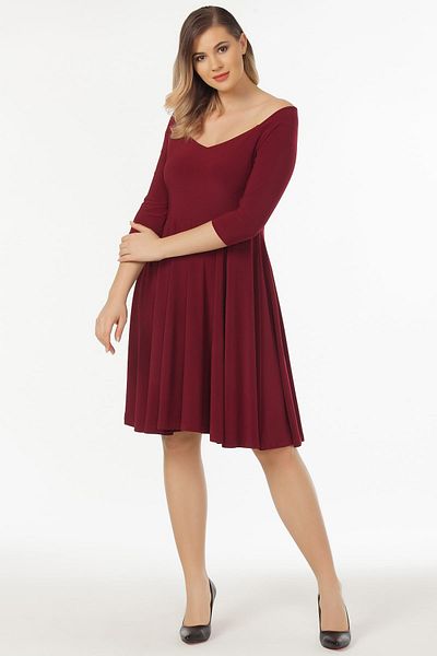 Laranor Women's Burgundy Madonna Collar Movable Skirt Detail Dress 19LB9129
