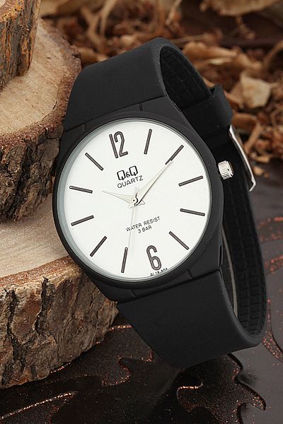 Q&Q Women's Wristwatch 3B869
