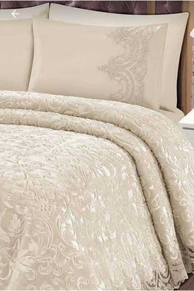 SAHRA HOME Cream French Laced Double Bedspread