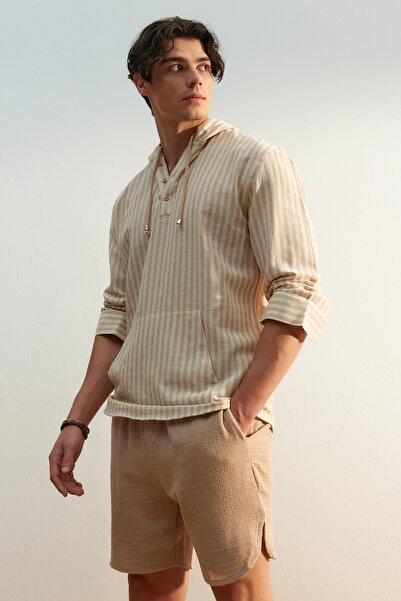 Trendyol Collection Bézs Oversize Fit texturált kapucnis ing TMNSS23GO00074