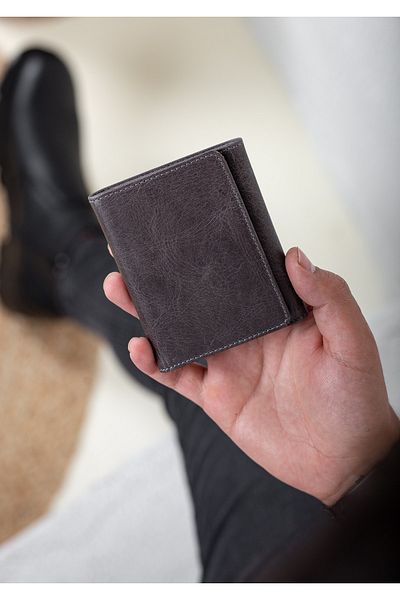 Niki Leather Gomez Vintage Leather Unisex Card Holder Wallet with Magnet Cover