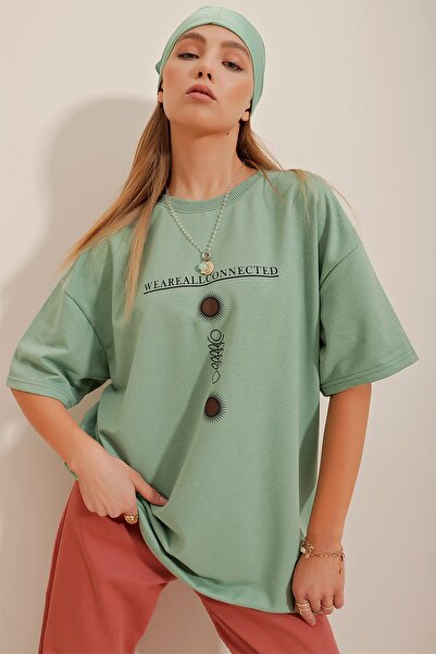 Trend Alaçatı Stili Női zöld nyakú, nyomott nagyméretű uniszex póló ALC-X9577