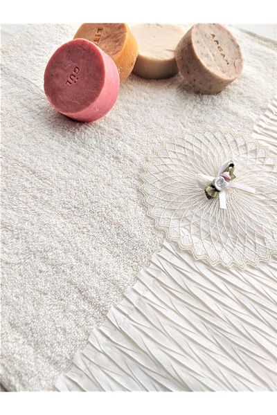 Z&N STYLE My Mother's Dowry Box 50x90 Cm. Special Curl Textured Pleated Fantasy Luxury Towel for Hands, Face and Head