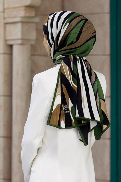Vissona Γυναικείο σάλι πολυτελείας Medina Silk Emerald Green