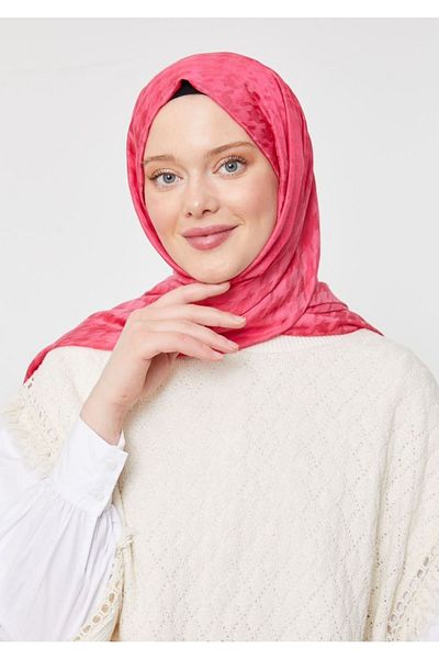 Levidor Houndstooth Jacquard Shawl
