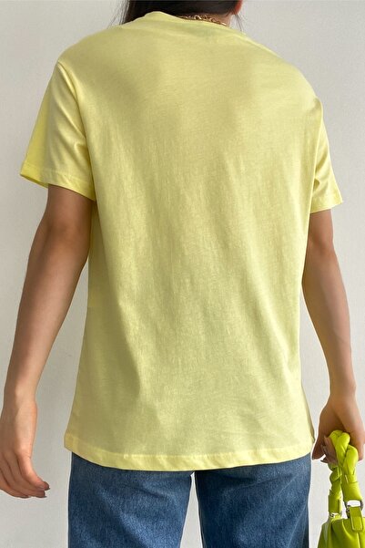 FEMELLE Women's Yellow Crew Neck Cotton Basic T-Shirt