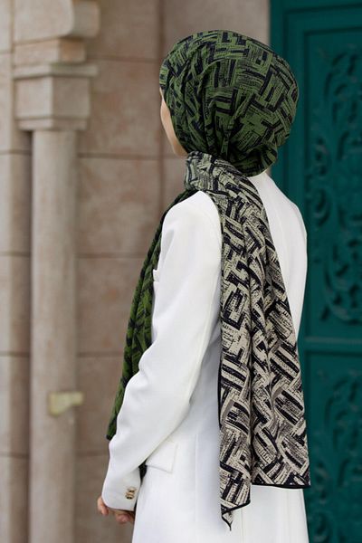Vissona Γυναικείο σάλι πολυτελείας Medina Silk Emerald Green