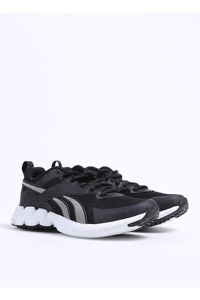 Reebok Černé boty Lifestyle – model 37,5