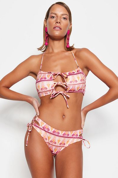 Trendyol Collection Ethnic Patterned Tied Normal Leg Bikini Bottom TBESS23BA00070