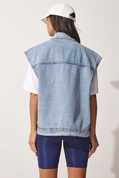 Happiness İstanbul Women's Blue Large Pocket Oversize Denim Vest RV00111