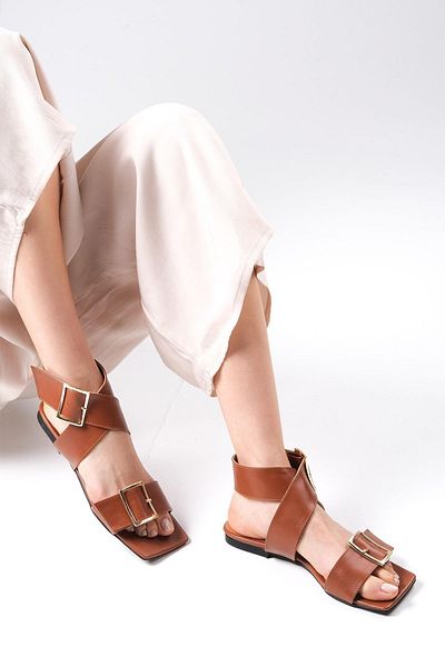 Mio Gusto Simone Tan Color Cross-Strapped Heelless Flat Women's Sandals