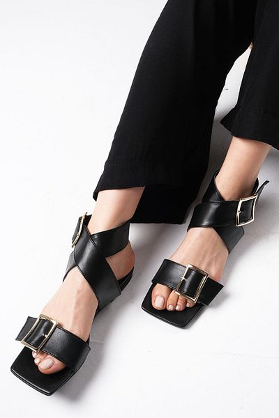 Mio Gusto Simone Black Color Cross Strap Heelless Flat Women's Sandals