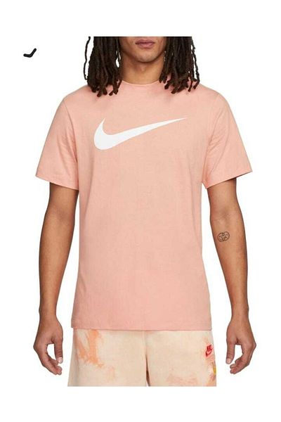 Hot pink nike shirt hot sale