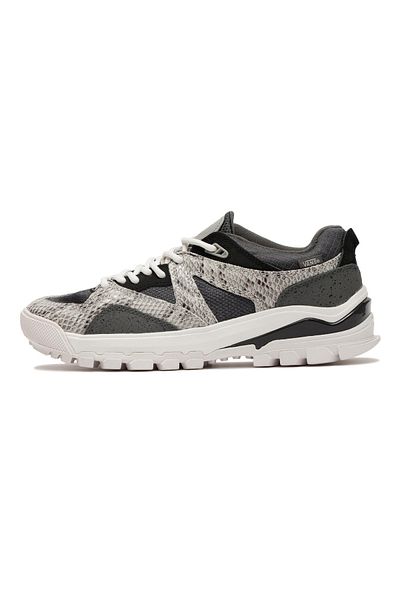 Vans UA AMZN Trailhead