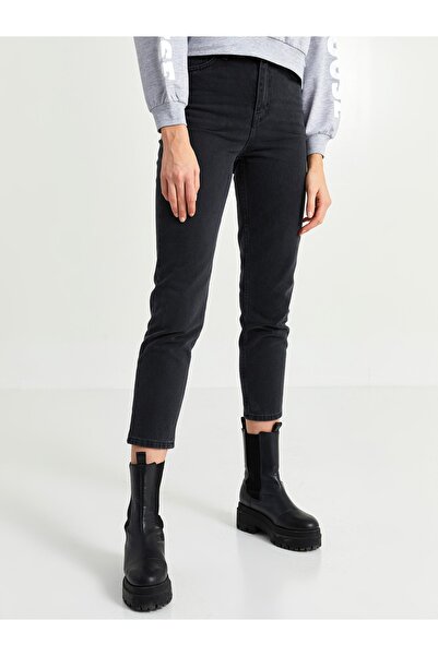 LC Waikiki Jeanshose für Damen im Mom Fit mit hoher Taille und Taschendetail