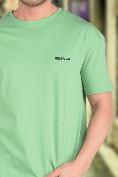 BESSA Ανδρικό μπλουζάκι με πράσινη λαιμόκοψη με στάμπα