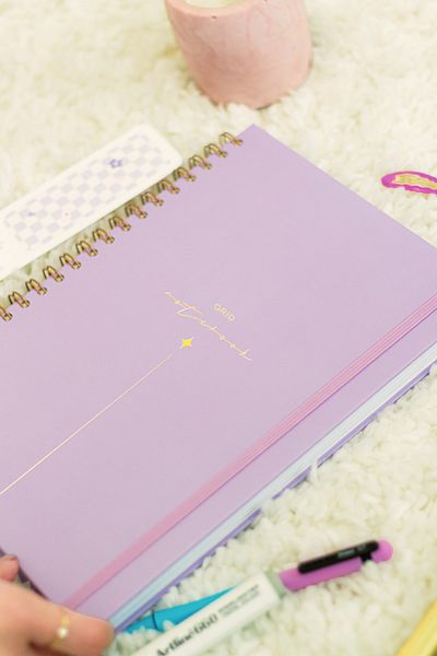 Matt Notebook 20x28 Cm A4 Elastic Spiral Hard Cover Notebook Checkered Lilac