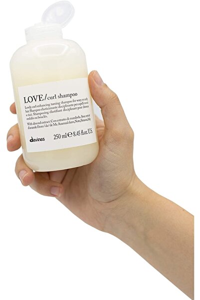 Davines Vegan Love Curl Shampoo Dalgalı Saçlara Özel Nem Şampuanı 250ml 8004608257097. 75524