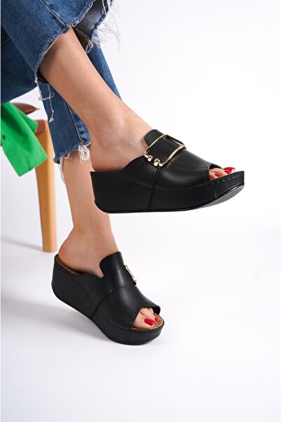 Capone Outfitters Anatomical Soft Comfortable Sole Wedge Heeled Mother Slippers