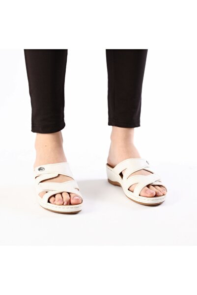 Fatex Γυναικείες λευκές καλοκαιρινές παντόφλες