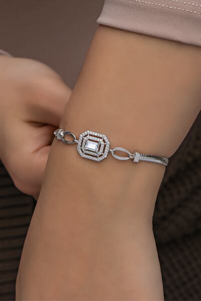 Nereze 925 Ayar Gümüş Rodyum Kaplama Balık Sırtı Zincirli Çerçeveli Tektaş Bi...