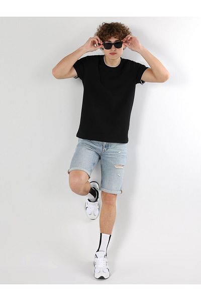Colin's Men's Black T-Shirt - Sleeves