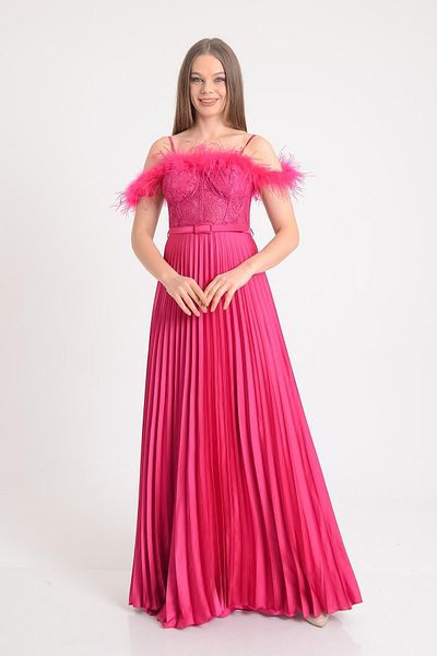 SpringStore Rochie de seara din satin din dantela Fujya cu accesorii cu pene