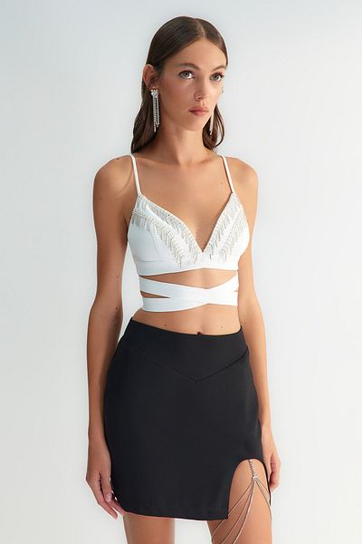 Trendyol Collection X Zeynep Tosun Ecru Stone Accessory Bustier TCLSS23BS00015