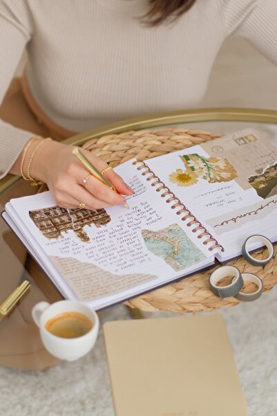 Matt Notebook 19x21 Cm Kare Lastikli Spiralli Sert Kapak Not Defteri Çizgili