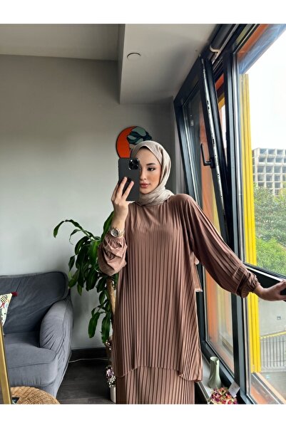 MODAMÜNASİP Υπέροχο Σετ Σάντι με δύο τεμάχια με πλισέ φούστα