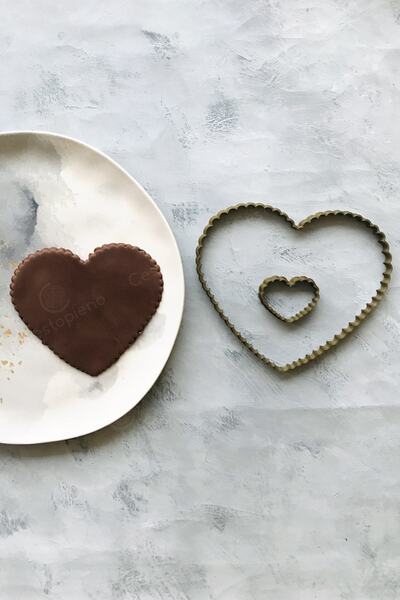 CESTOPİENO قالب عجينة على شكل قلب مسنن ذهبي (رقم: 1 ورقم: 5) قالب البسكويت وا...