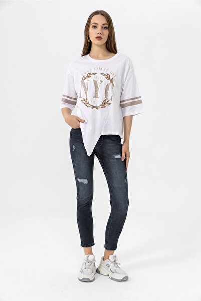 EtkiModa Tricou oversize cu imprimeu asimetric cu fustă albă de damă