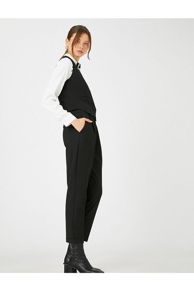 Koton Carrot Trousers Relaxed Cut Pocket Pleated