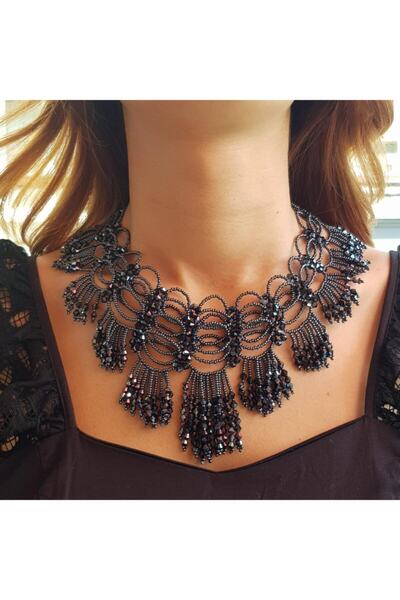 Handmade By HLY قلادة مصنوعة يدوياً من حجر الكريستال