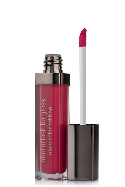 Pierre Cardin Shiny Liquid Lipstick - 8680570455367   Model Cherry Blossom Photoflash Lipgloss