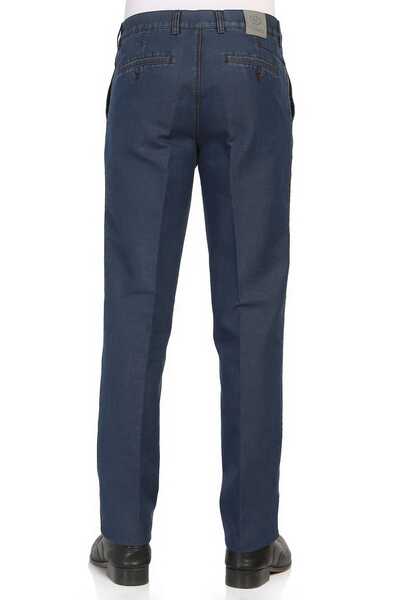 Varetta Men's Blue Lycra Thick Winter Pocketed Classic Cut Jeans