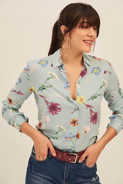 Olalook Blaues Viskosehemd mit Blumenmuster für Damen OLA-G10607