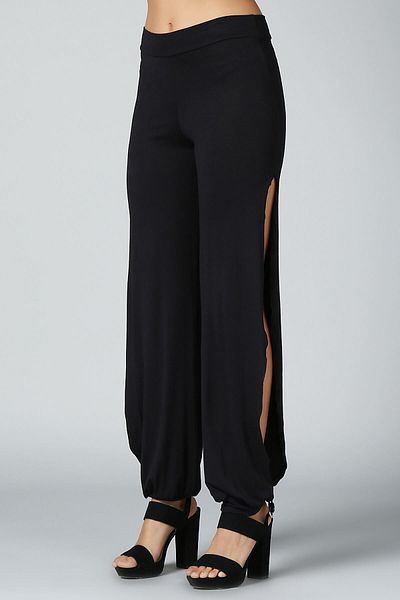 Quincey Women's Black Baggy Cut Trousers DP3005