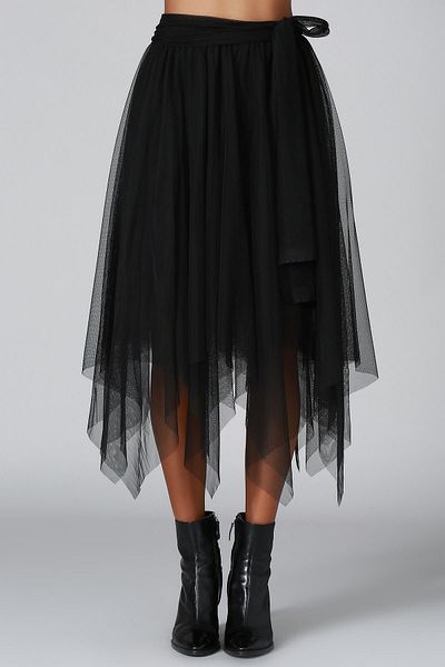 Quincey Tulle Asymmetrical Two-Layer Lined Halloween Witches Tulle Skirt
