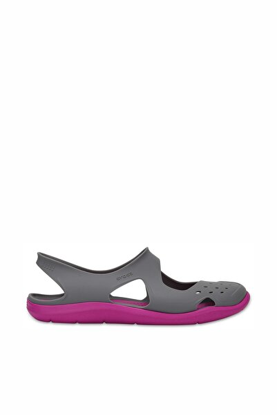 Crocs صندل Swiftwater Wave W للسيدات باللون الرمادي203995