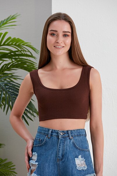 CATSPY Brown Fitted Pool Neck Ribbed Stretchy Knitted Undershirt