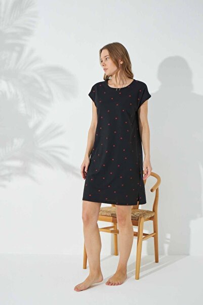 Siyah İnci Μαύρο μπορντό πλεκτό βαμβακερό νυχτικό φόρεμα με μοτίβο πουά