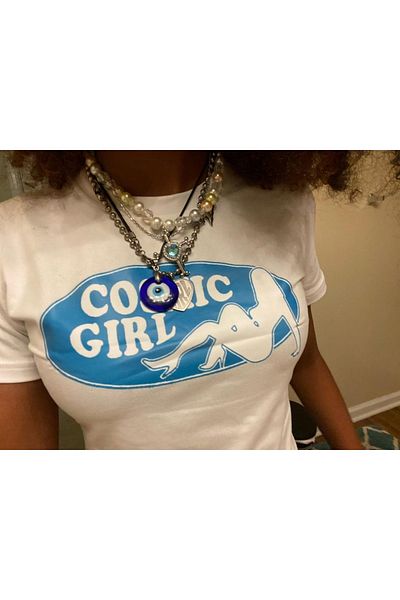 Touz Top crop alb Haraju cu imprimeu Cosmic Girl