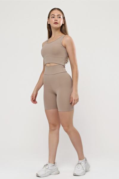 SARE TEKSTİL Set de pantaloni scurți și jambiere sport, cu talie înaltă, de culoare crem - cu bretele